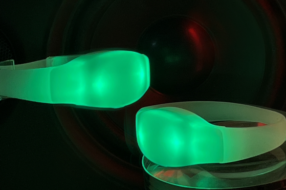 Schallaktiviertes LED-Armband