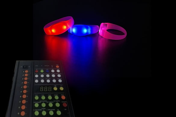Funkgesteuerte LED-Armbänder