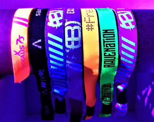 UV-reflekterende stoffarmbånd