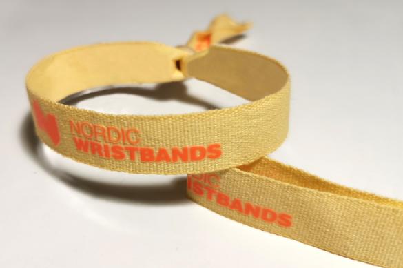 Armbänder aus Bio-Baumwolle